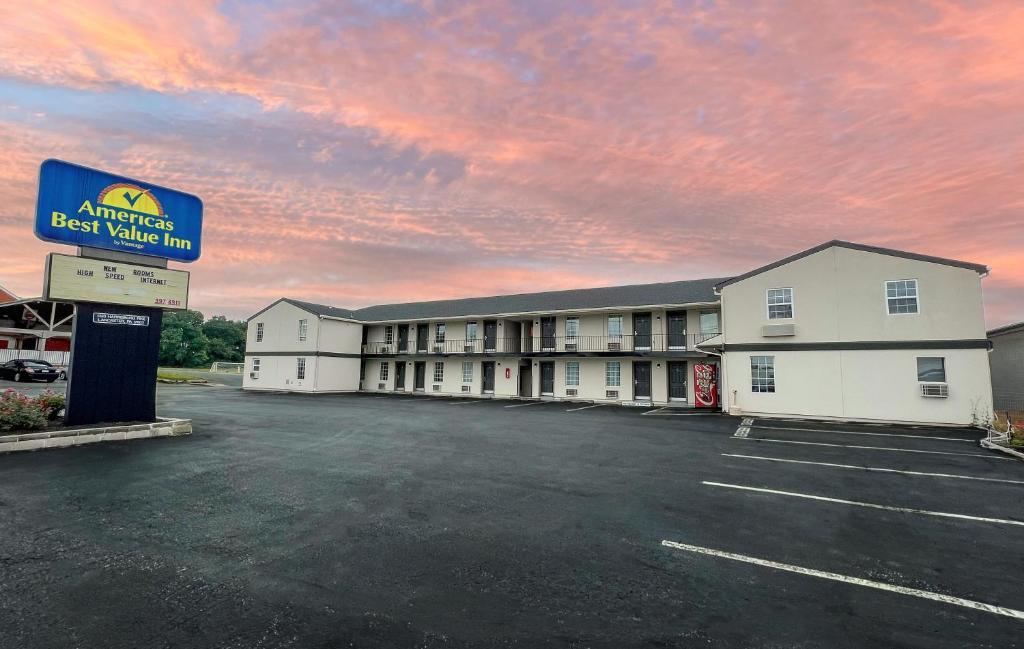 Rohrerstown Hotel | America's Best Value Inn Lancaster