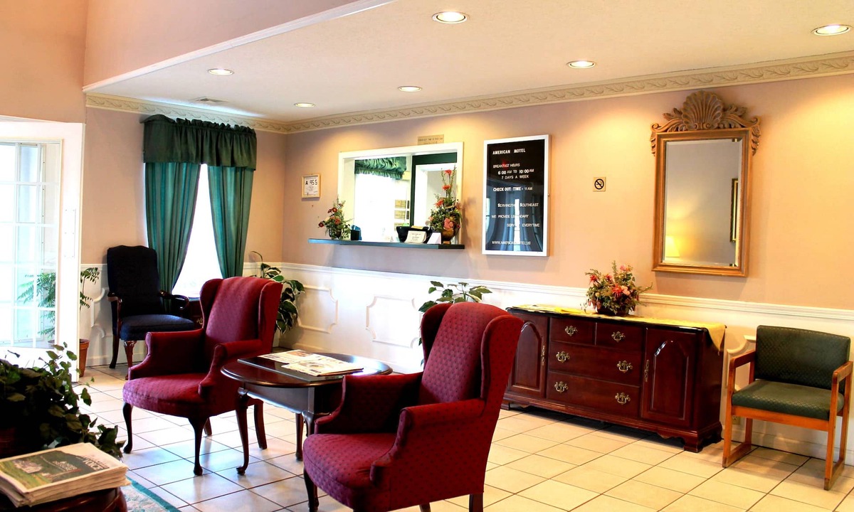 Lenoir Hotel | American Motel
