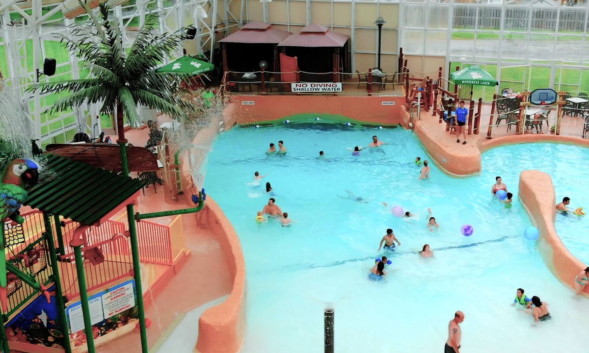 Niagara Falls Resort | Americana Waterpark Resort and Spa