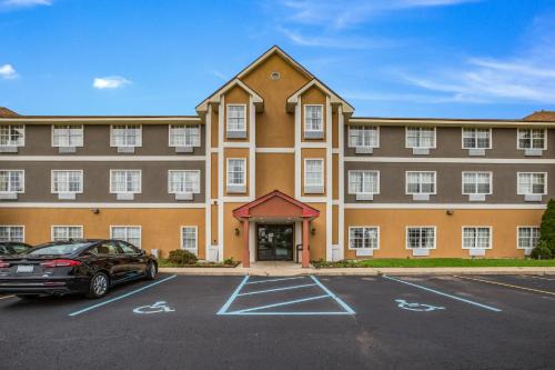 Three Rivers Hotel | Americas Best Value Inn Three Rivers
