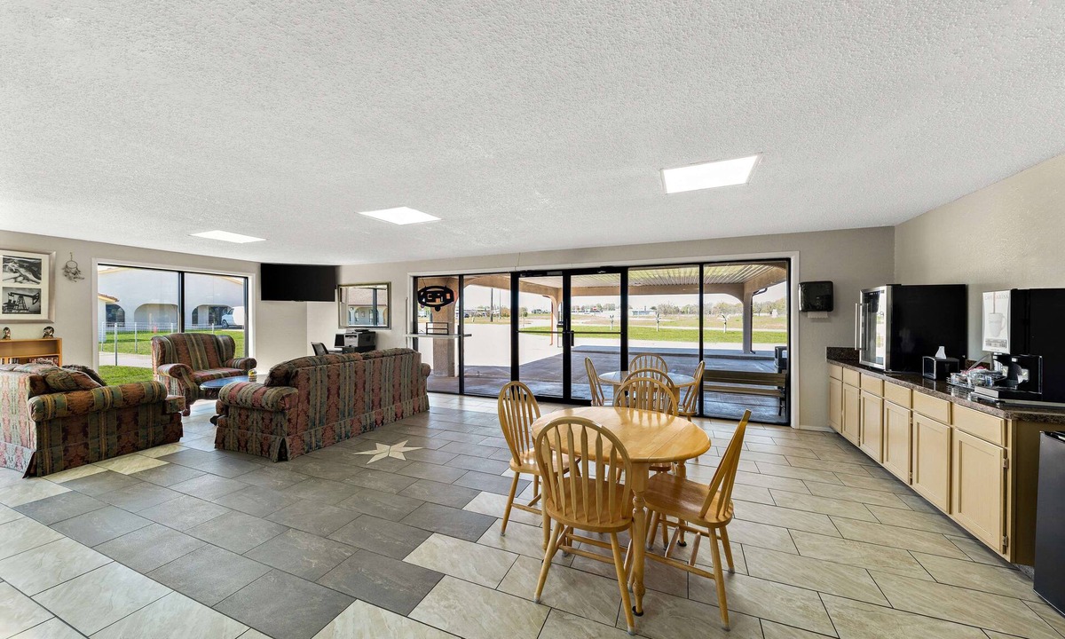 Bonham Hotel | Americas Best Value Inn Bonham