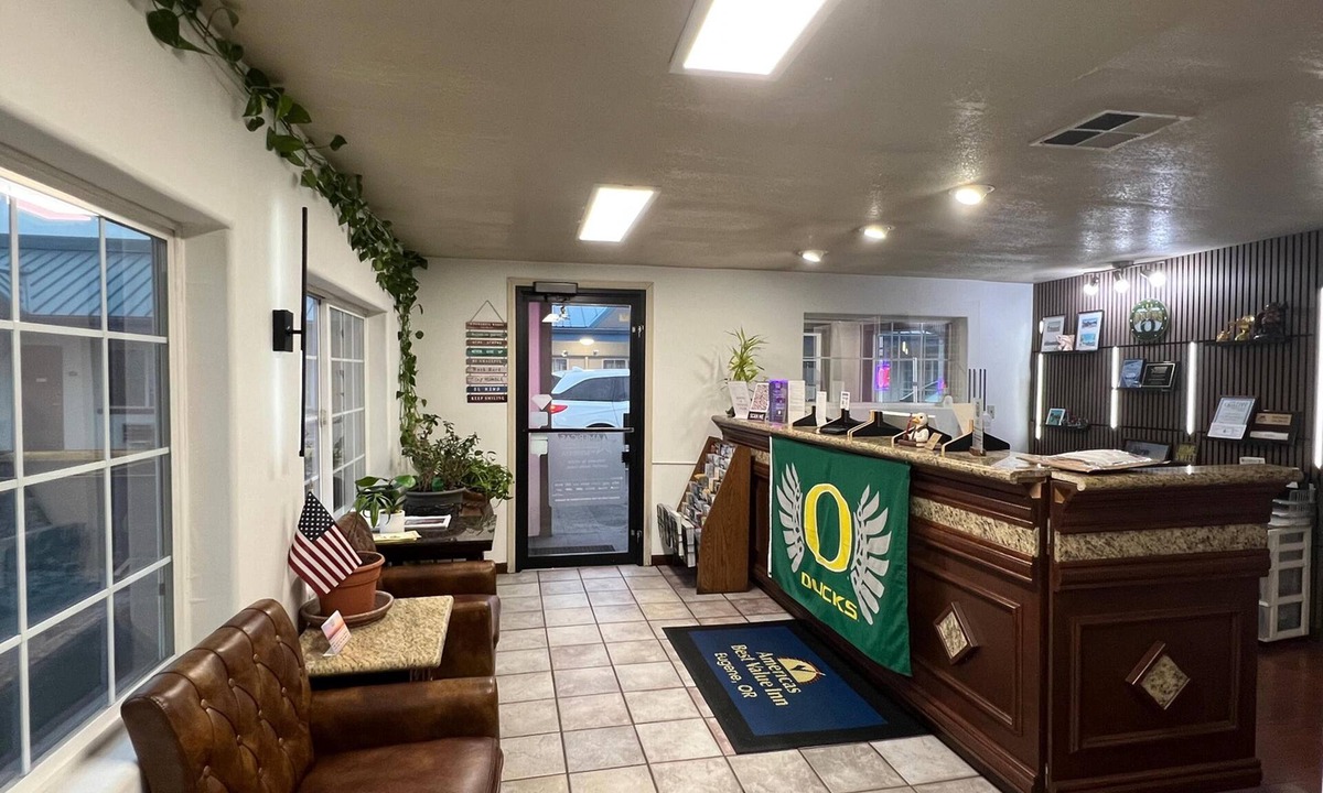 Whiteaker Hotel | Americas Best Value Inn Eugene