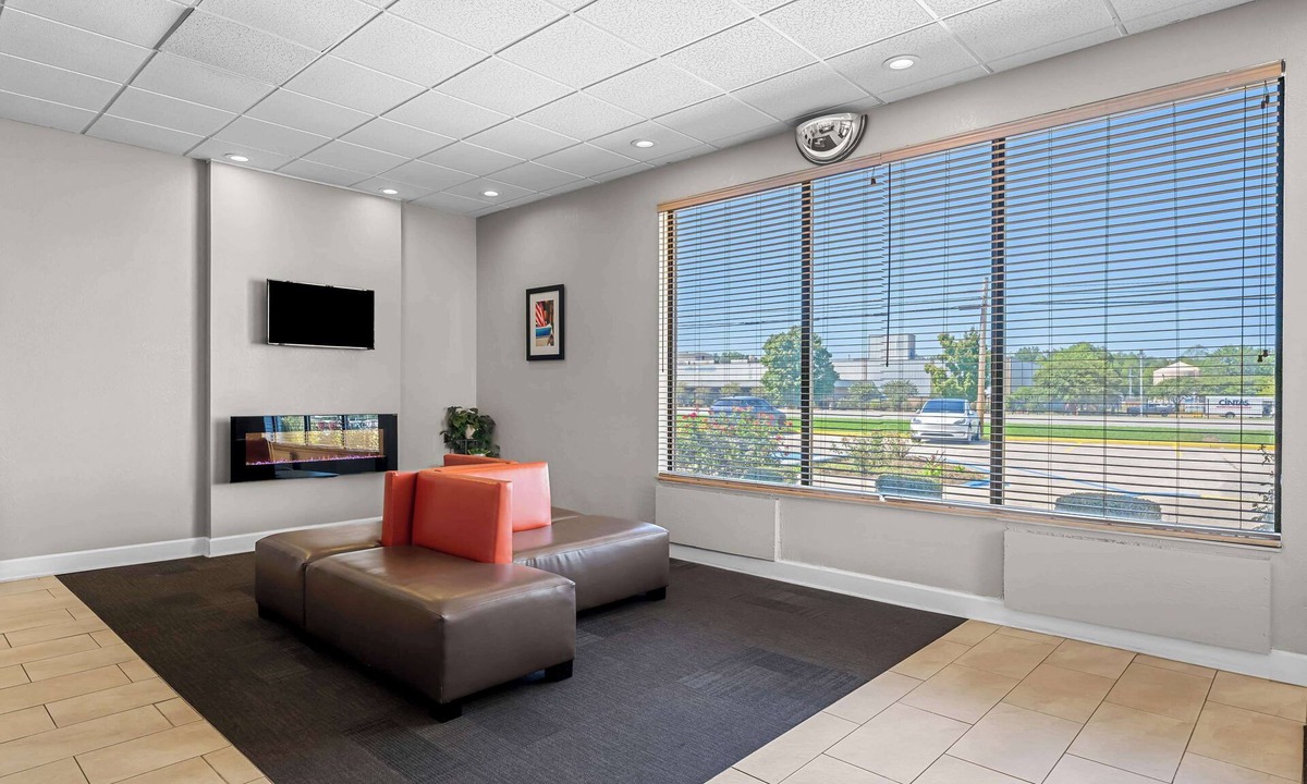 Hamilton Hotel | Americas Best Value Inn Hamilton