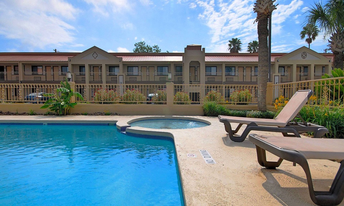 Kingsville Hotel | Americas Best Value Inn Kingsville