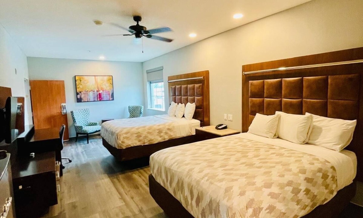 La Porte Hotel | Americas Best Value Inn La Porte