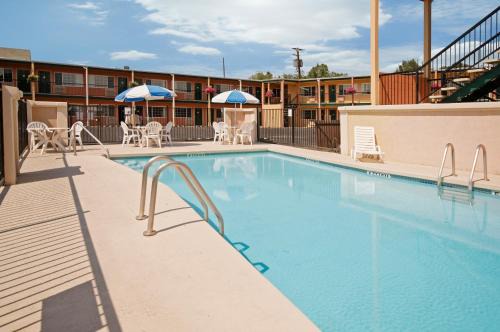 Pendleton Hotel | Americas Best Value Inn - Pendleton
