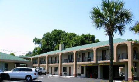 Savannah Hotel | Americas Best Value Inn-Savannah