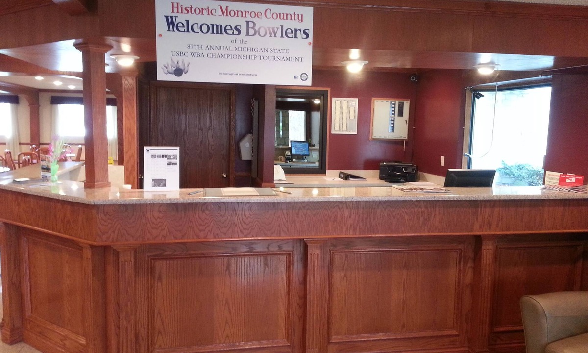 Monroe Hotel | Americas Best Value Inn & Suites Monroe