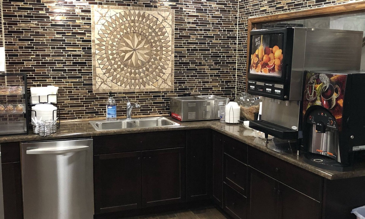 Sidney Hotel | Americas Best Value Inn & Suites Sidney