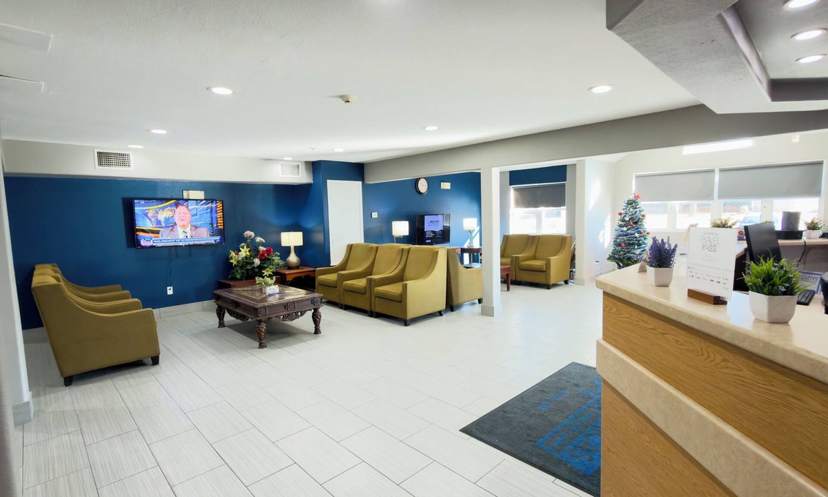 Ada Hotel | Americas Best Value Inn & Suites Ada