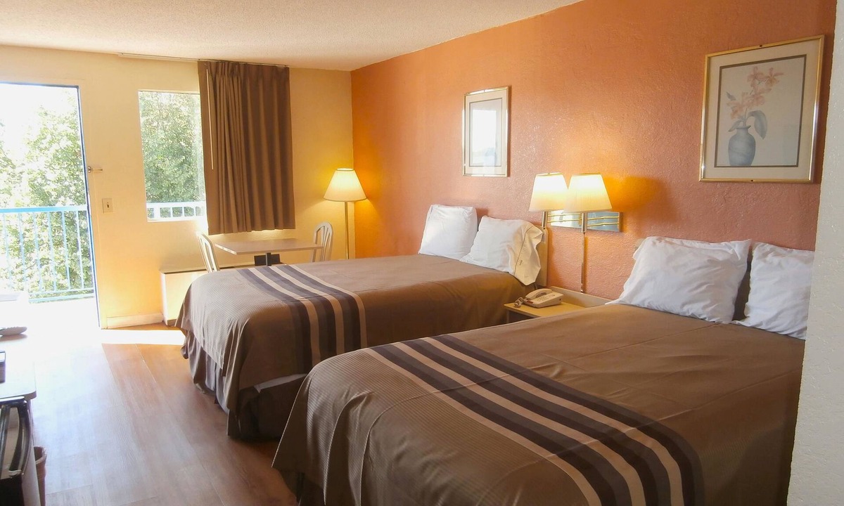 Tucker Hotel | Americas Best Value Inn Tucker