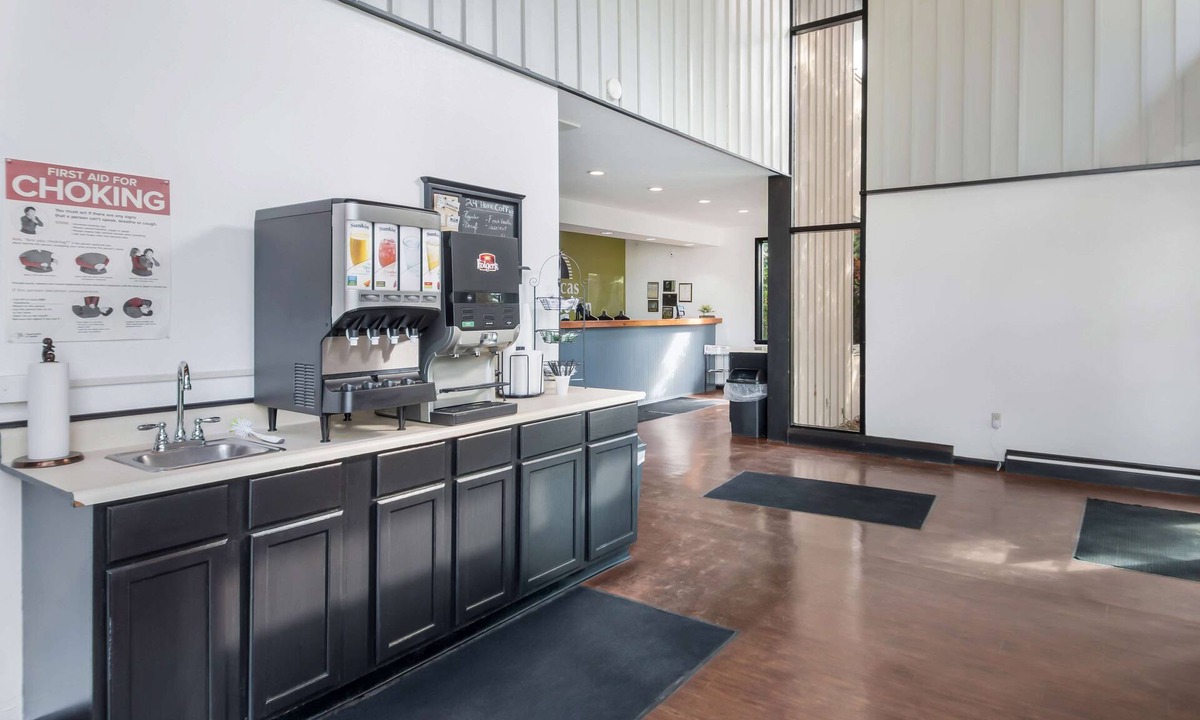 Painted Post Hotel | Americas Best Value Inn Painted Post