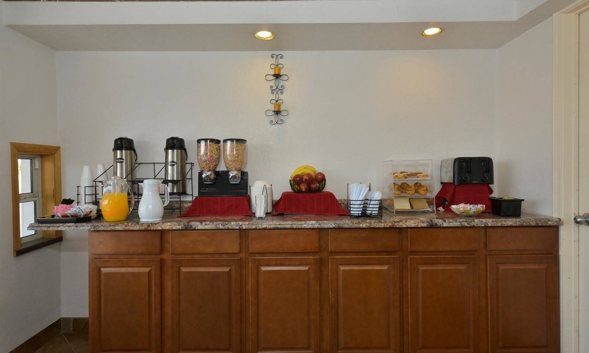 Santa Rosa Hotel | Americas Best Value Inn Santa Rosa, NM