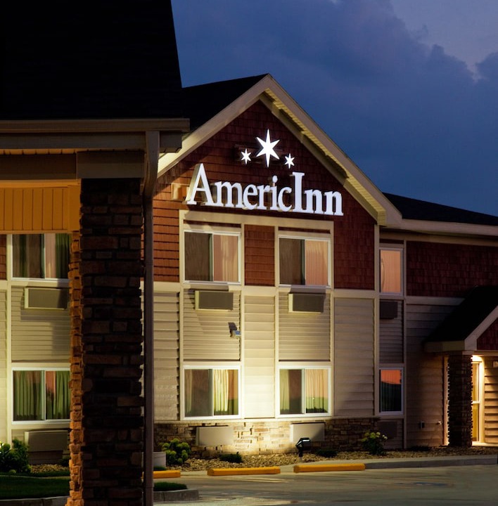 Anamosa Hotel | AmericInn by Wyndham Anamosa