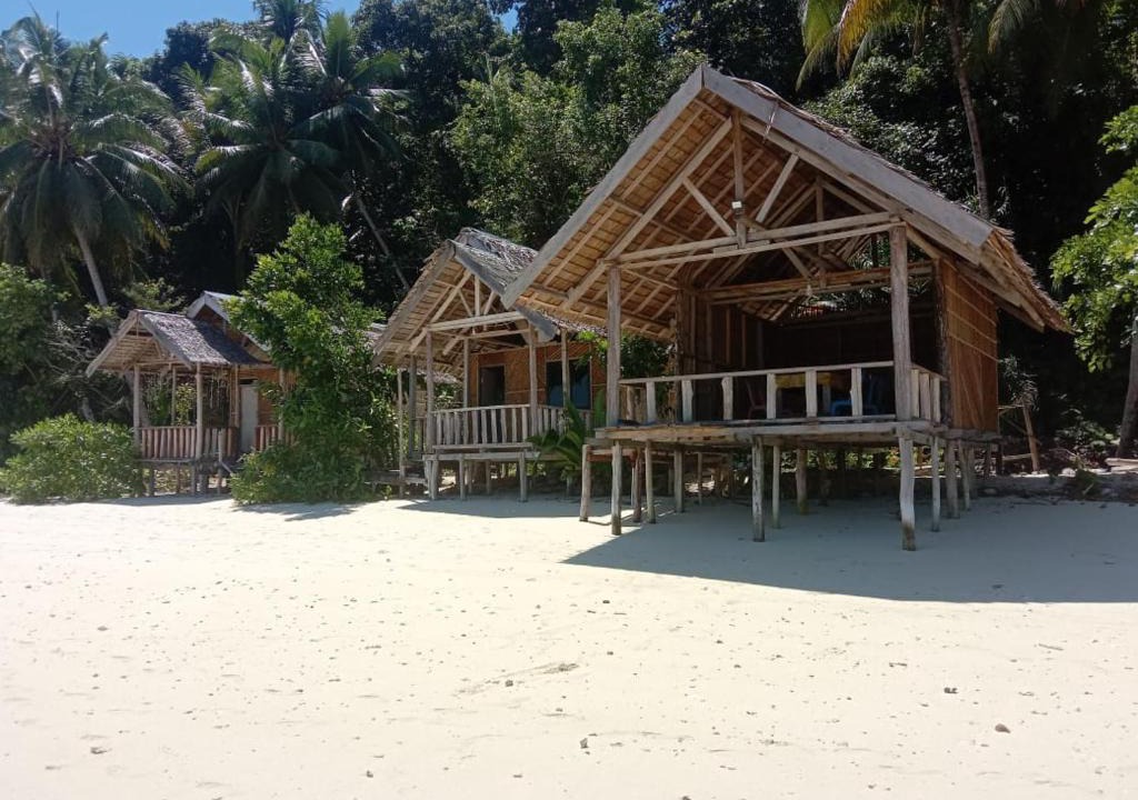 Yennanas Besir House | Amfriwen Homestay
