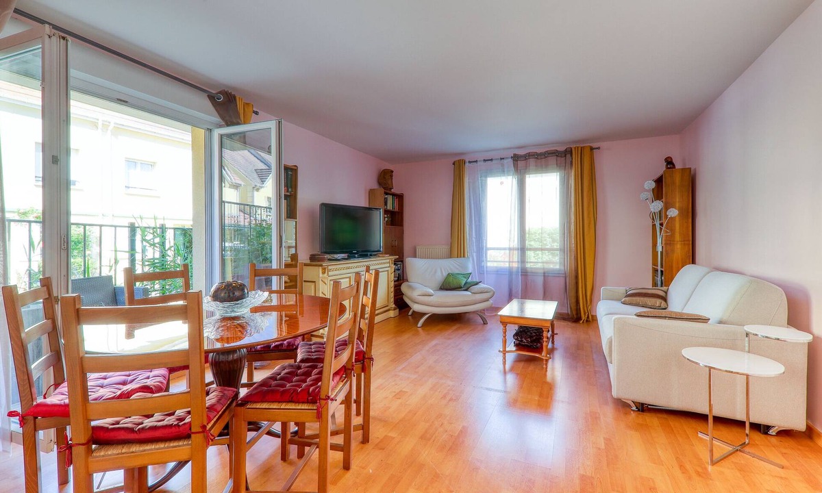 Serris Apartment | Amilly Park - Apartment for 6 people near Disneyland Paris