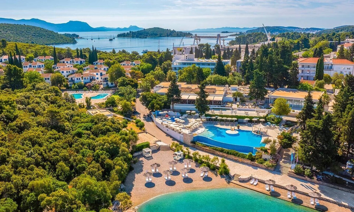 Cove Tri Zala (Zrnovo) Hotel | Aminess Vival Port9 Resort