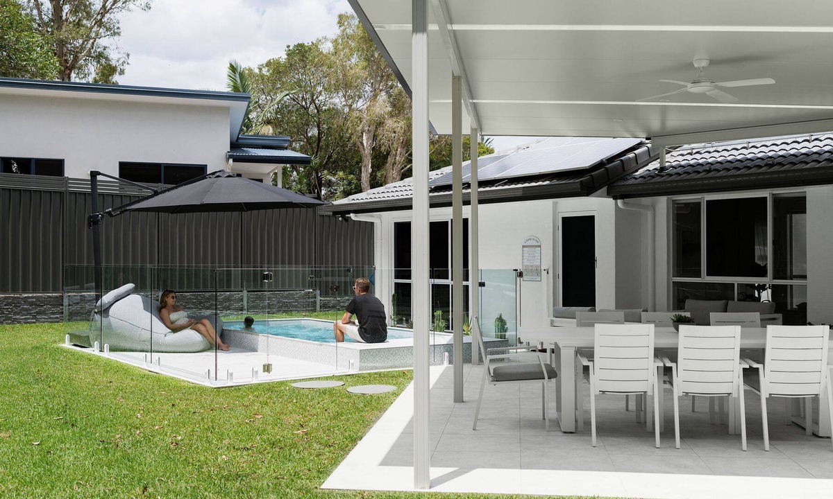 Yaroomba House | AMIRI on Holbrook - Modern Abode + Pet Friendly!