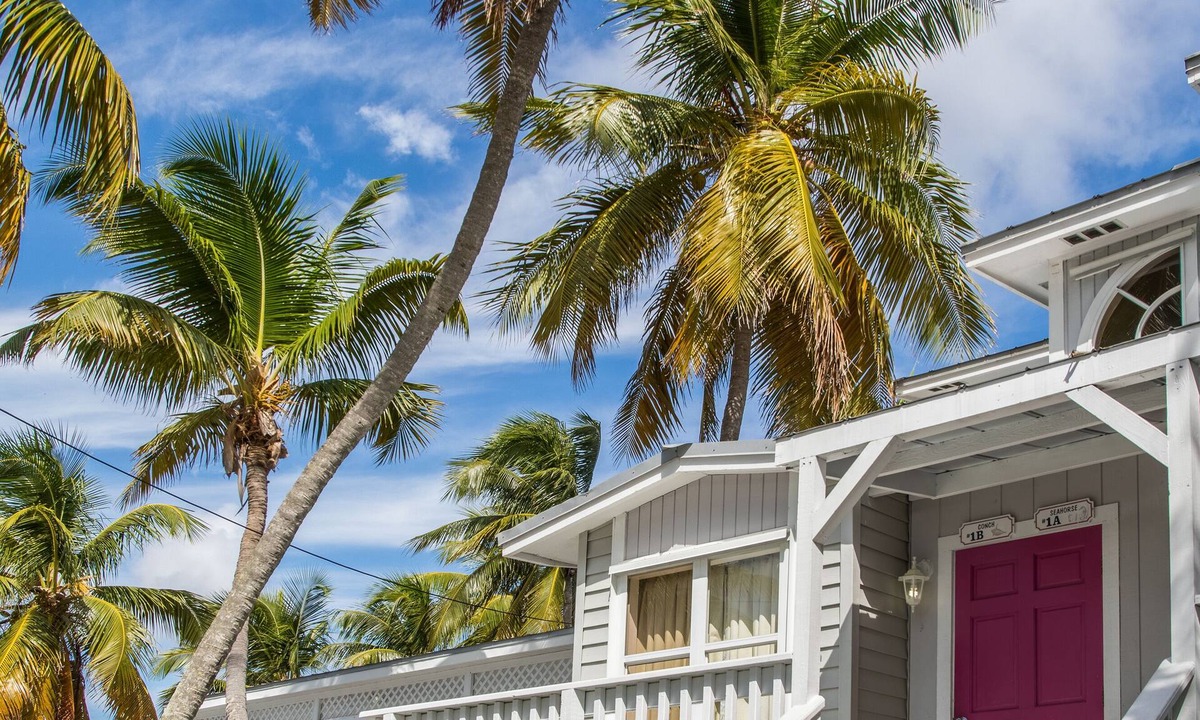 Key Largo Hotel | Amoray Dive Resort
