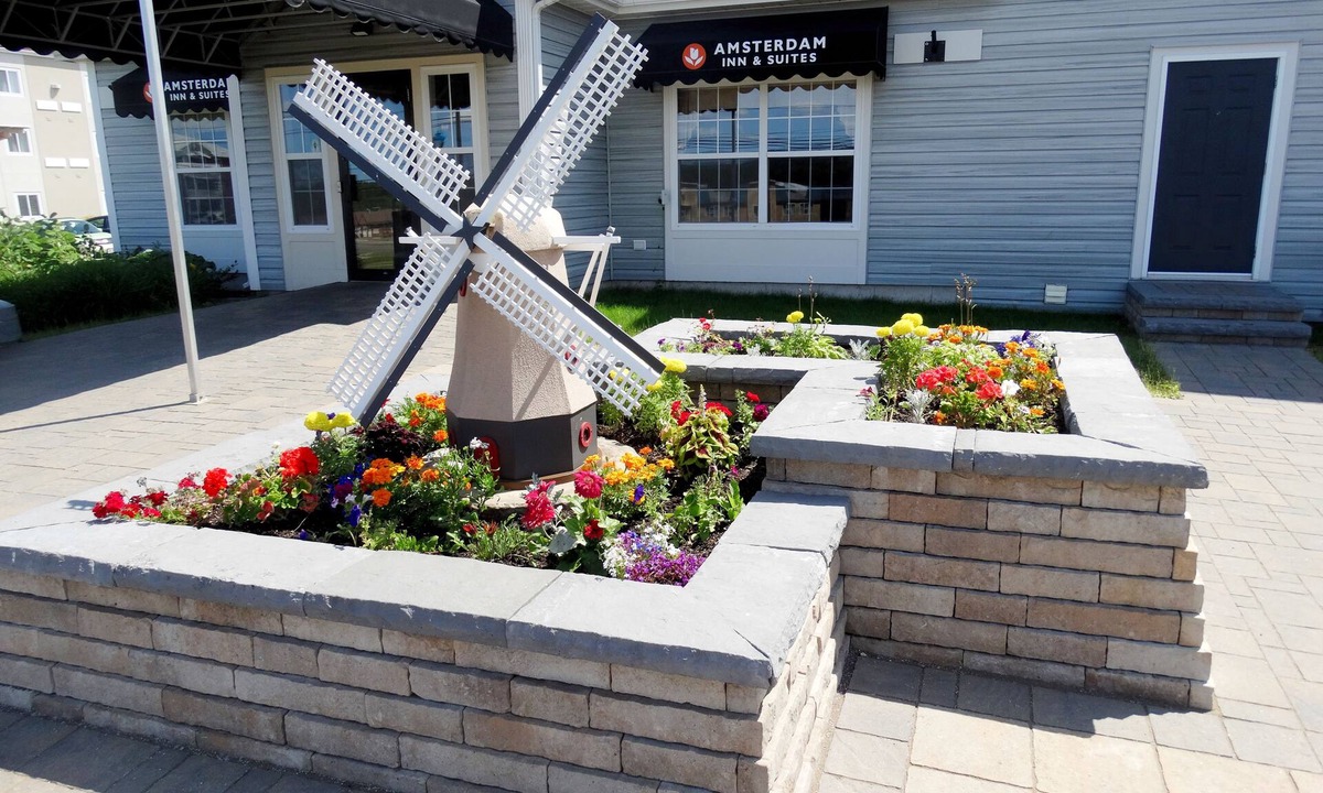 Moncton Hotel | Amsterdam Inn & Suites Moncton