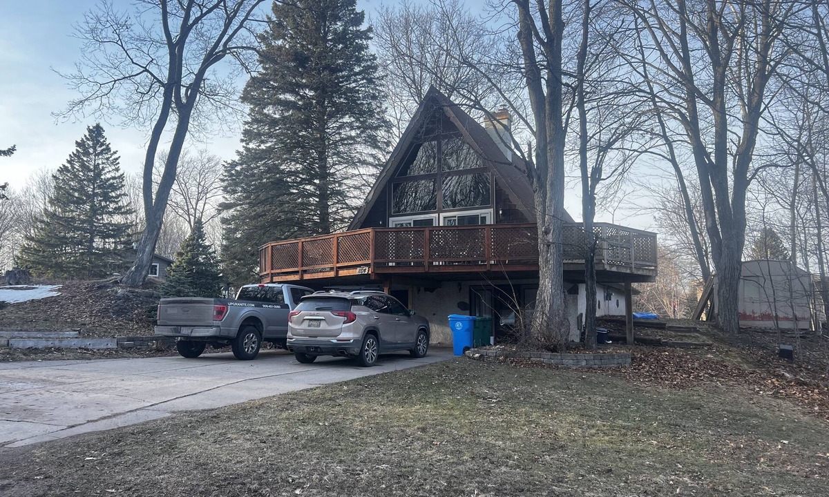 Upper Peninsula Michigan House | An Altruistic A-Frame