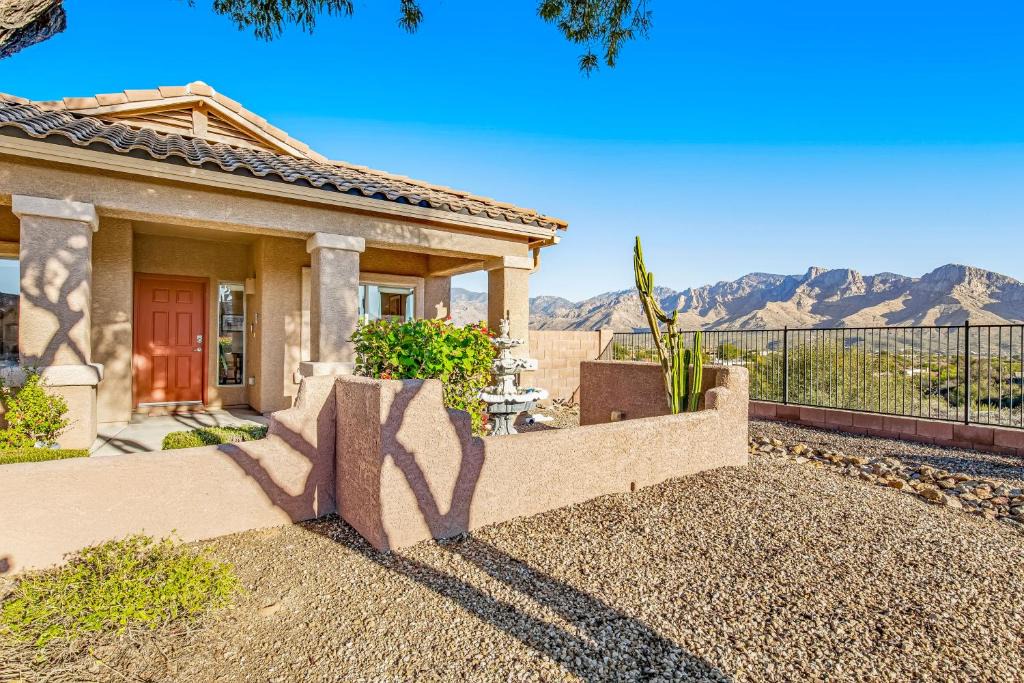 Tangerine Terrace House | An Artist's Dream