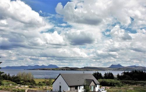 Laide Bed & Breakfast | An Cois Na Mara Bed & Breakfast