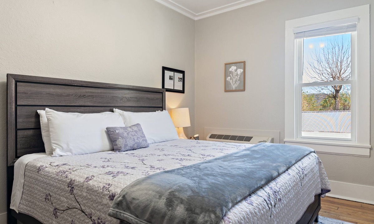 Tellico Plains Hotel | An Elegant, Historic Inn, The Stewart Room