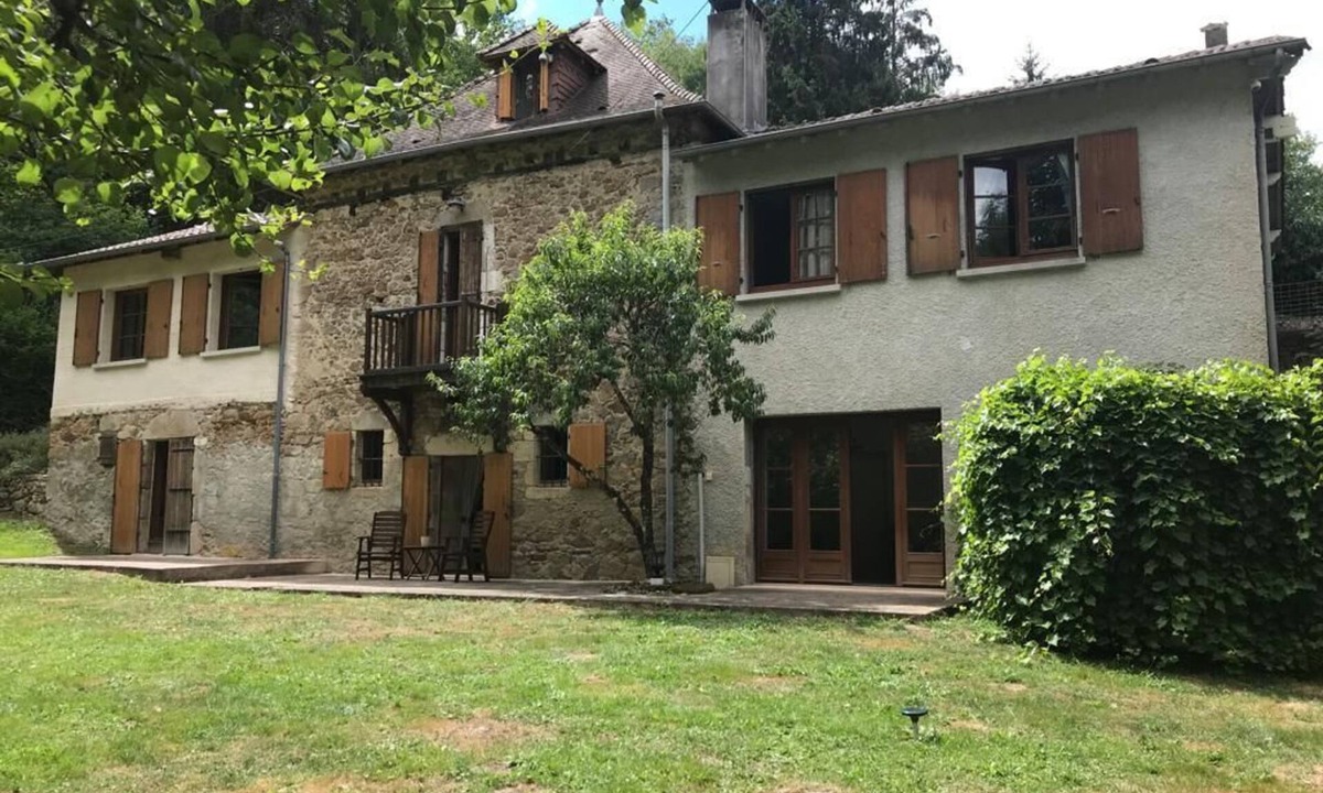 Saint-Martin-de-Fressengeas House | Ancient Mill in beautiful setting with private lake and rivers
