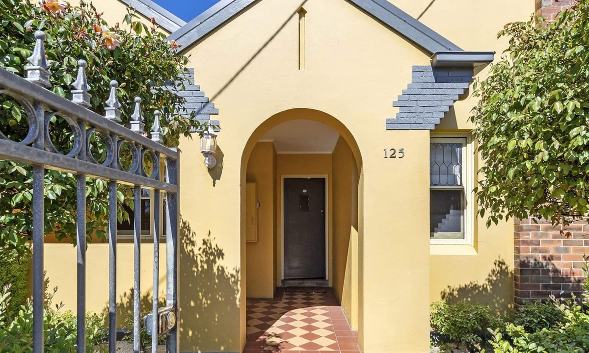 Warrnambool House | An inviting centrally located retreat