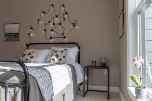 Titusville Bed & Breakfast | An Locha B&B