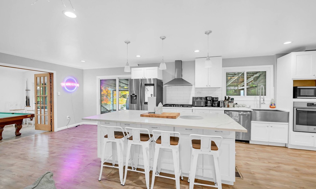 Englewood House | An Oasis 15 min from Uptown Manhattan NYC!