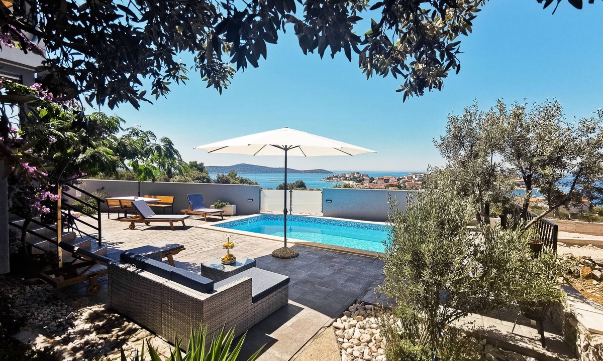 Sevid House | An oasis of tranquility with beautiful ocean views