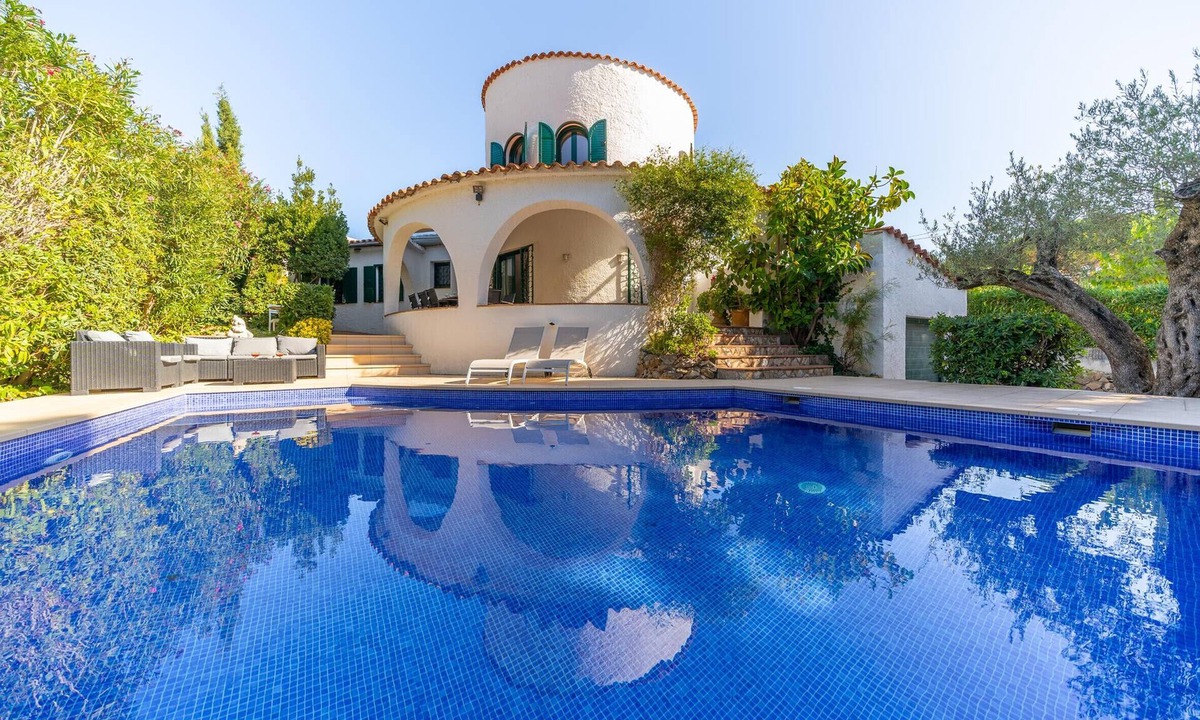 L'Escala Villa | Anaïs : Extraordinary Villa 5 minutes from the beach