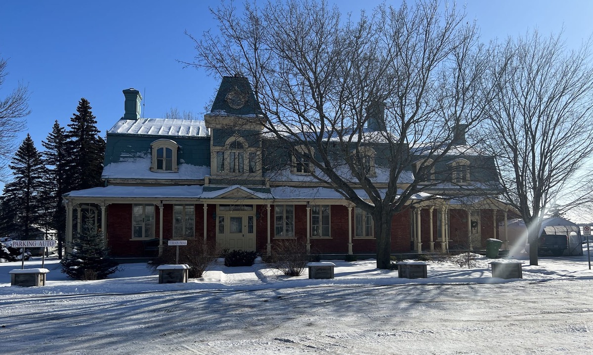Saint-Zephirin-de-Courval House | Ancestral house 12 rooms