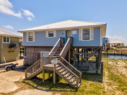 Silver Cay House | Anchor Eways - 2235 Mallard St