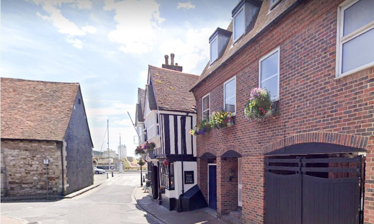 Poole House | Anchorage