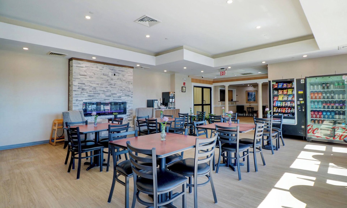 Portsmouth Hotel | Anchorage Inns And Suites