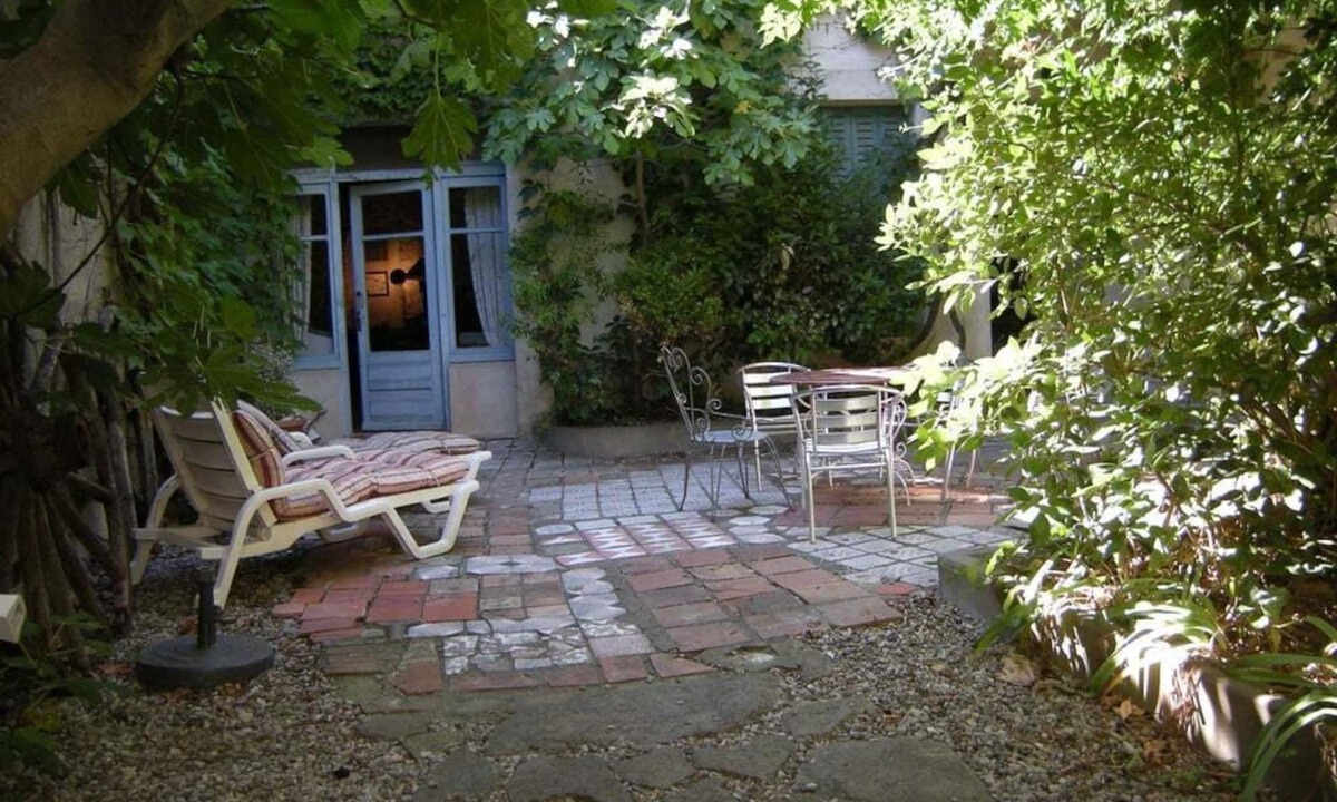 Camplong-d'Aude House | "Ancien Cafe" with courtyard