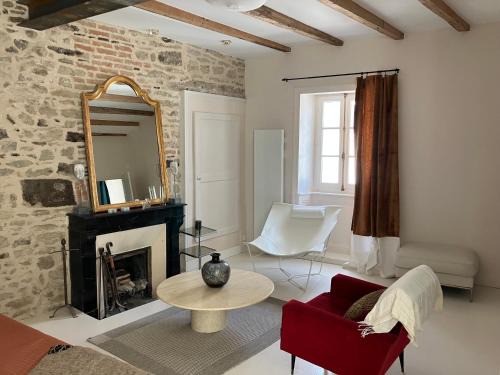 Vannes Apartment | Ancien et chic Vannes centre