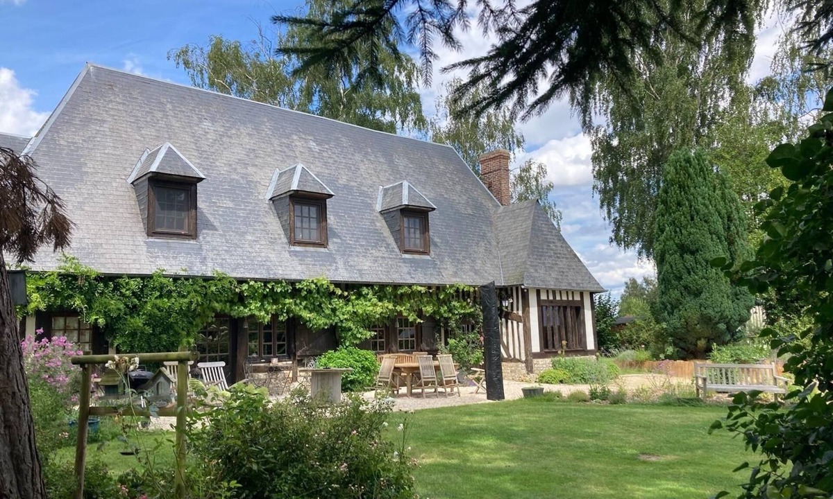 Berthouville Cottage | Ancien Pressoir au Cœur de la Campagne Normande