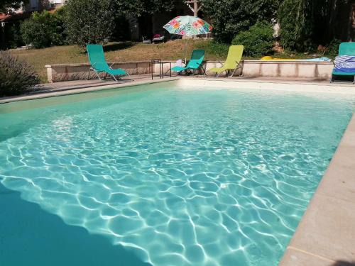 Sauzet House | Ancienne forge restaurée et piscine