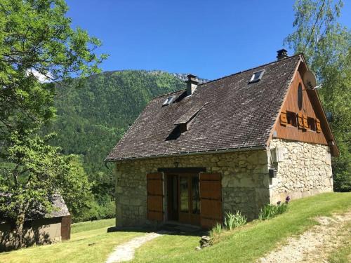 Saint-Pierre-d'Entremont Ski Chalet | ancienne grange rénovée