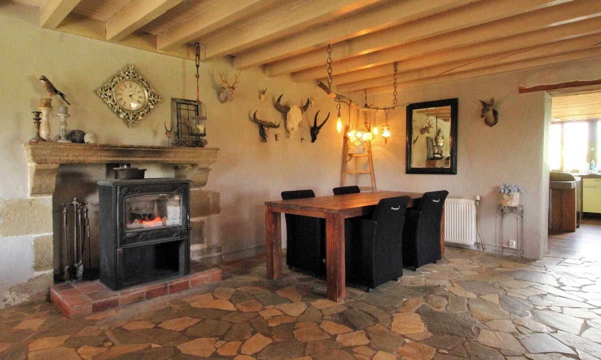 Buxieres-les-Mines House | Ancient holiday home with private pool