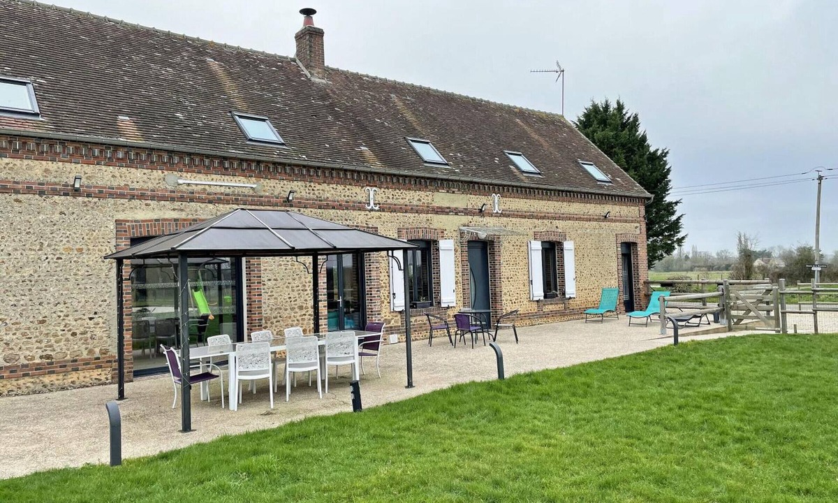 Moussonvilliers Cottage | Ancient house with sauna and games in the heart of Perche