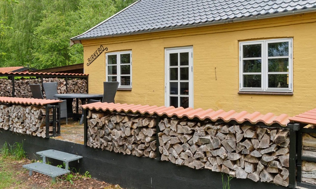 Ronne House | "Andri" - 1.5km from the sea by Interhome