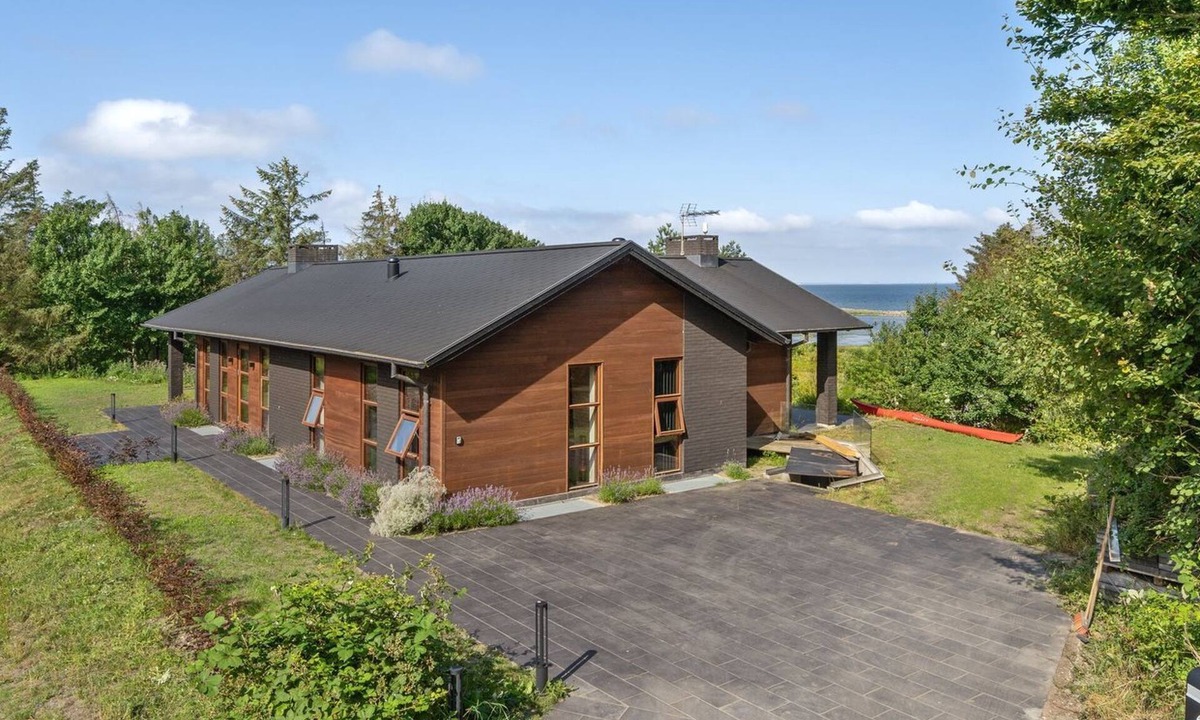 Logstor House | "Andri" - 600m to the fjord by Interhome