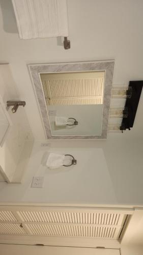 Eastside Apartment | Angelic Accommodations