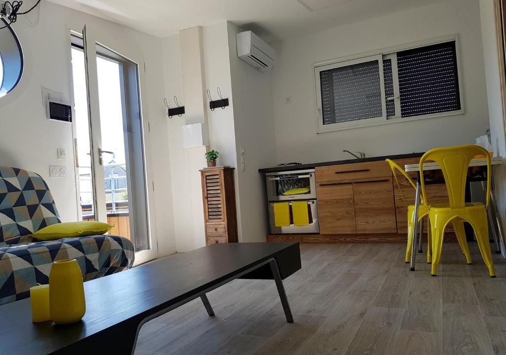 Monplaisir Apartment | Angers Green Lodge - Yellow Sun Appartement