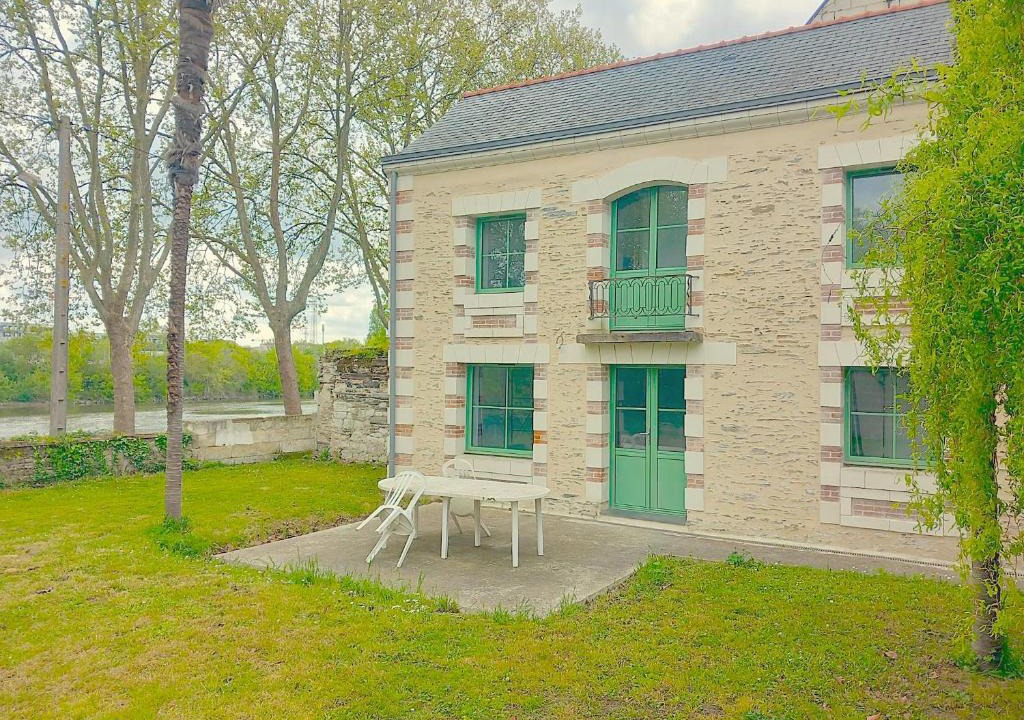 Les Hauts de Saint-Aubin Apartment | Angers, La Belle De Maine